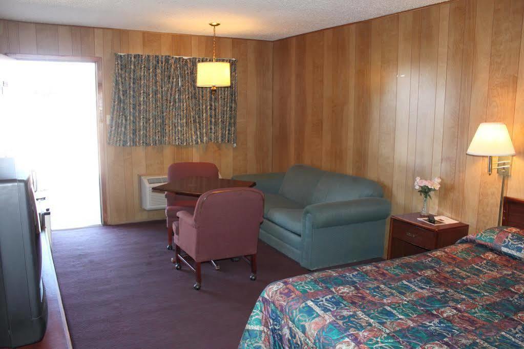 Gold Key Inn Brady Exterior foto